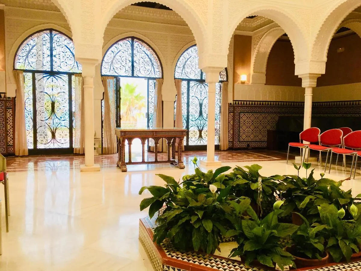 Holiday Home Villa Maria Luz 贝纳尔马德纳